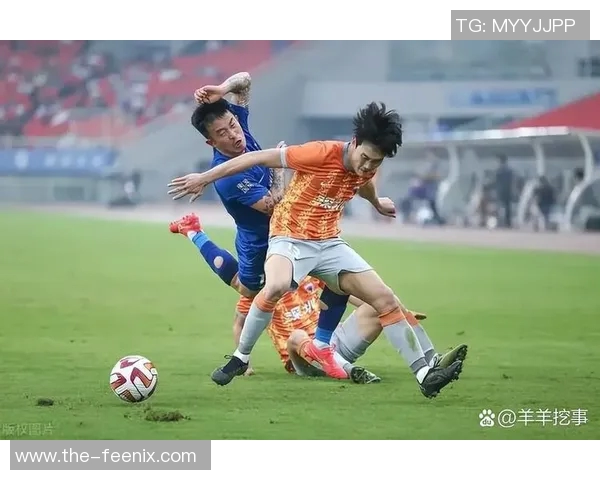 蒋光太在关键时刻成功补位展现出色防守能力助力球队稳固后防线